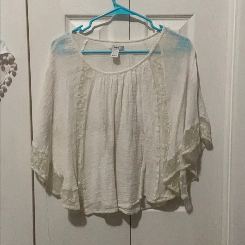 Cute white top